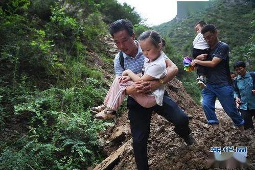 洛塘镇吃瓜,夏日炎炎，吃瓜群众欢乐多