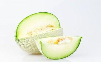 吃哈密瓜又吃核桃好吗,营养美味两不误